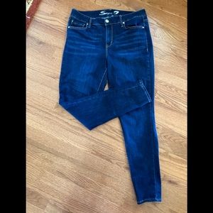 Seven7 skinny jeans 14W